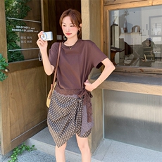 【现货】新款假两件T恤拼接花苞裙2C301-1209-P135-K208，女装连衣裙，2C301