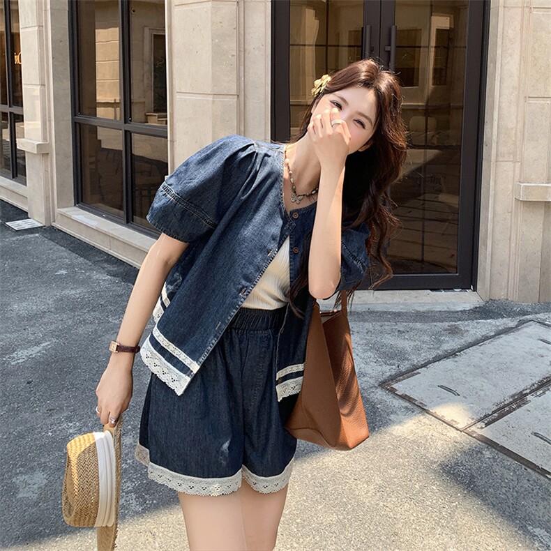 蓝色炸街休闲薄款牛仔女小个子夏新款蕾丝拼接上衣短裤,女装防晒衣,2C092