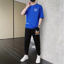 蓝色