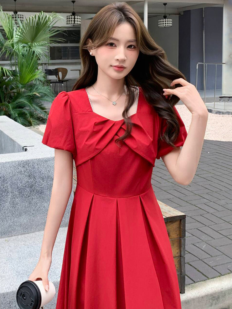 2026年夏季新款方领气质优雅收腰显瘦连衣裙清新甜美中长女裙,女装连衣裙,超帛