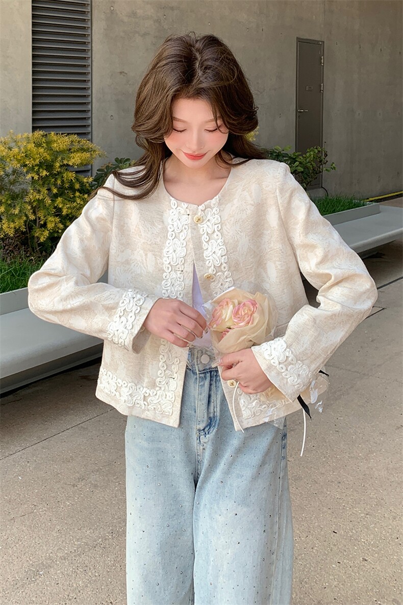 高级感小香风蕾丝花边短外套女春季款上新洋气国风圆领单排扣上衣,女装短外套,浙宝208A