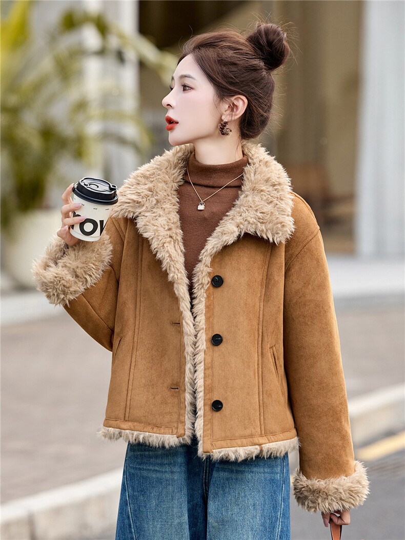 高质感羊羔毛皮毛一体冬季新款外套,女装套装/套裙,伊航服饰