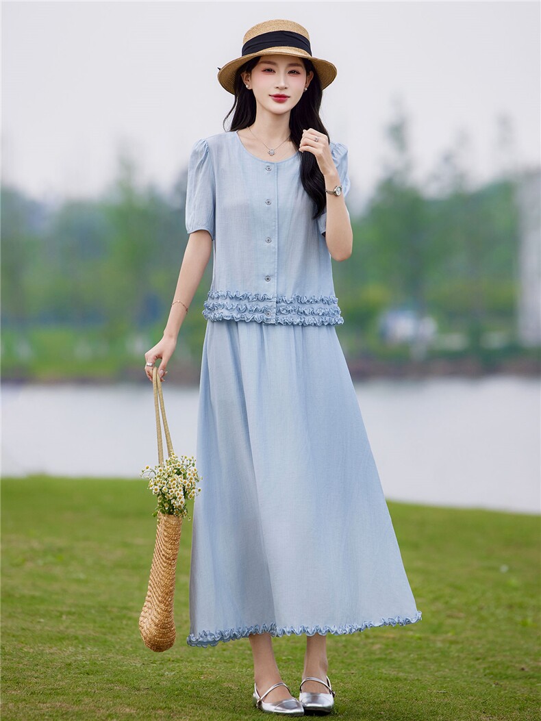 现货2026年夏季休闲风修身剪裁宽松型女通用型两件套轻薄透气,女装套装/套裙,靓衣阁