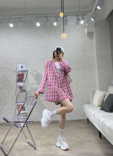 2??0??2??1??春款全面煥新??，女装，AMG