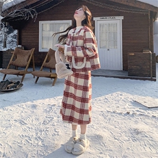 红色羊羔毛格子毛呢套装女秋冬2025新款半身裙两件套小香风爆款，女装套装/套裙，2C272