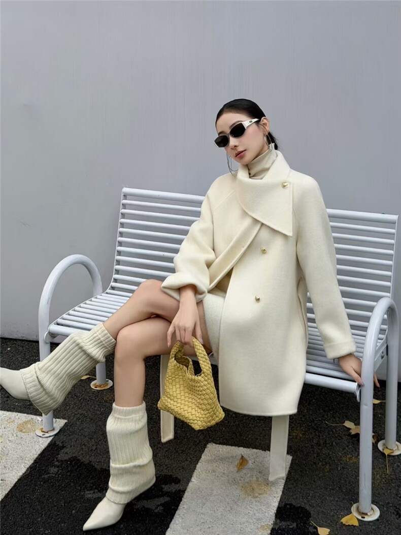 黑色羊毛呢子大衣女2026冬季新款设计感围脖领小个子短款毛呢外套，女装双面呢大衣，天品羊绒工厂