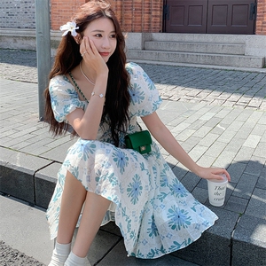 蓝色碎花泡泡袖连衣裙女夏季2024新款法式气质小个子减龄茶歇裙子图片