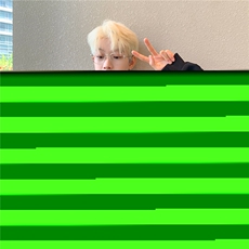 黑色