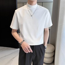 白色
