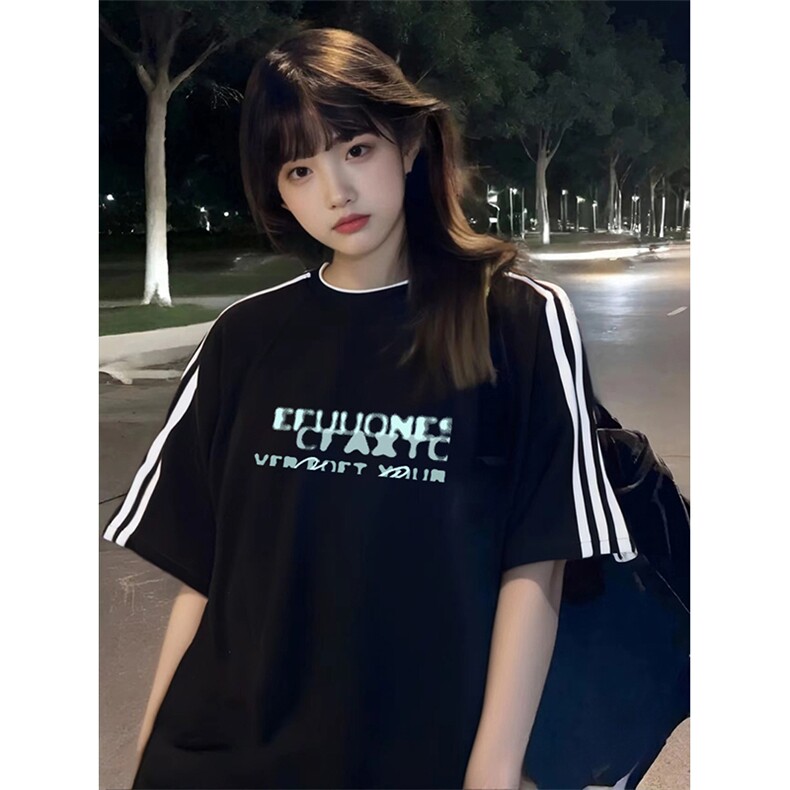 抖音得物高品质二开240克宽松纯棉美式潮牌三条杠织带短袖T恤图片