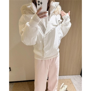 遮肉显瘦温柔风短款大毛领连帽面包服外套女冬季保暖棉服M7863