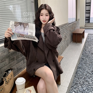 新款。麂皮绒外套B276-2536-P155-K238图片