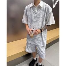 白色