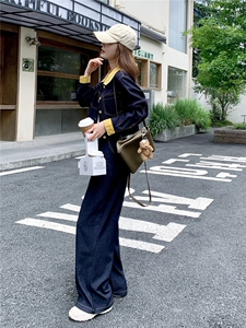 (新款现货）2026春装时尚针织牛仔拼接阔腿裤套装（两件套）图片
