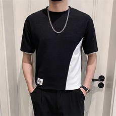 黑色