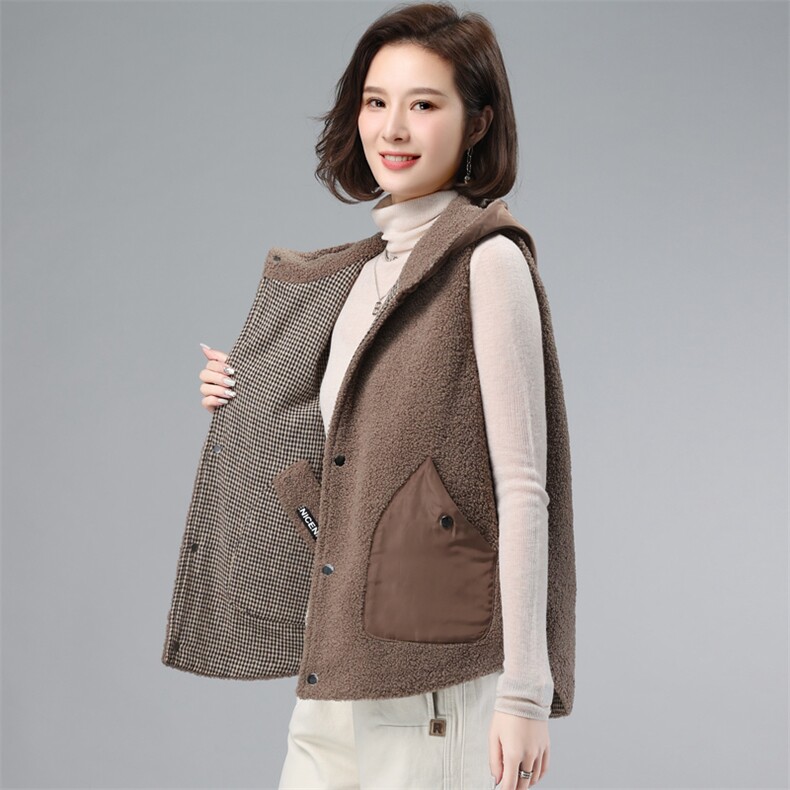 双面穿连帽马夹女2024秋冬新款短款宽松时尚保暖仿羊羔毛马甲外套，女装大码女装，奕阳依阁