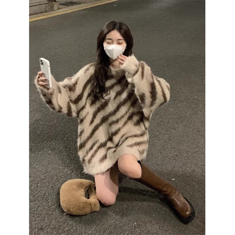 秋冬水貂绒条纹毛衣男圆领套头休闲潮牌日系复古痞帅青少年针织衫,男装针织衫/毛衣,星座506A