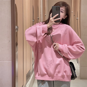 高品质欧洲站秋冬圆领烫钻小熊宽松卫衣女大码女装上衣图片