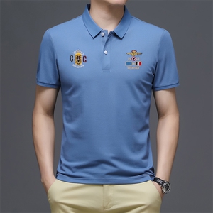 2023夏季新品休闲系列中青年男士翻领宽松休闲时尚上衣短袖运动服图片
