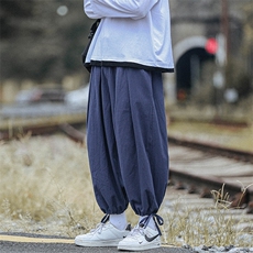 藏青色