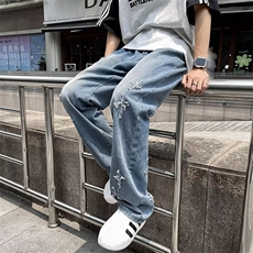 深蓝色