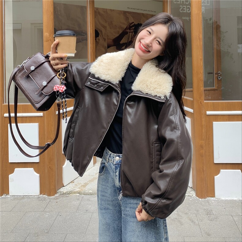 高级感气质羊羔毛领皮衣外套女2025冬季减龄韩系复古90白鸭绒外套，女装羽绒服，蝶眷