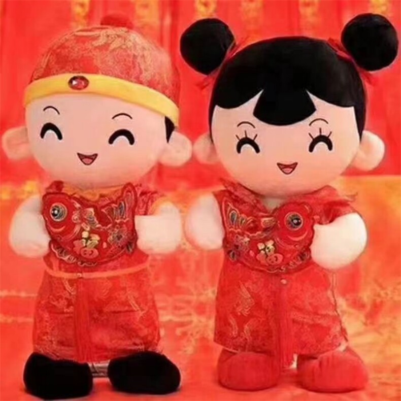 抱鱼公仔眯眼，鑫慕玩具