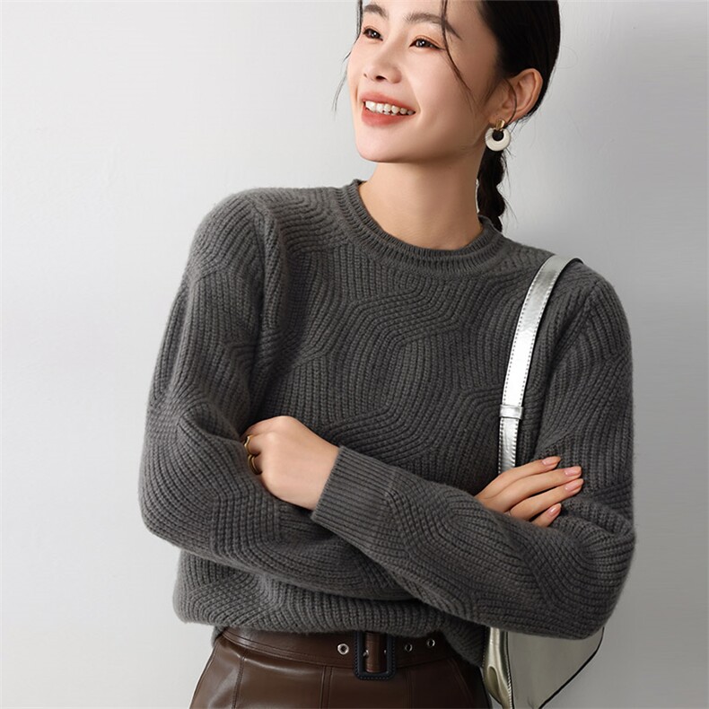 秋冬季新款舒适显瘦时尚百搭5针菱形格圆领羊毛衫,女装羊毛衫,琳尚羊绒