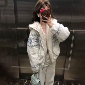 1506A/G78760/P94韩系时尚费尔岛印花毛领连帽棉服外套图片