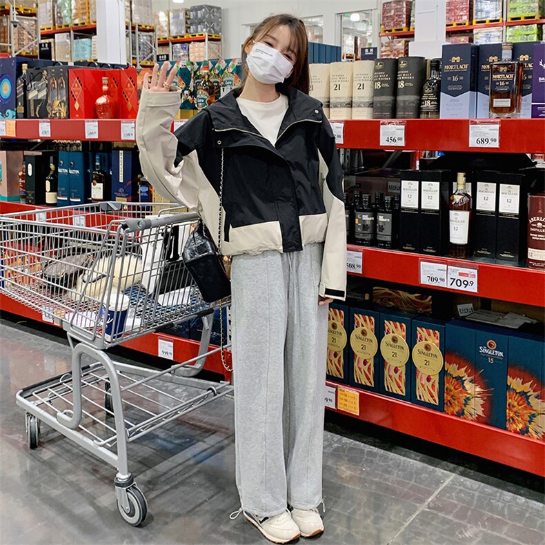 拼色连帽黑色工装外套女2024年春秋新款韩版设计感小个子夹克上衣,女装短外套,2C056
