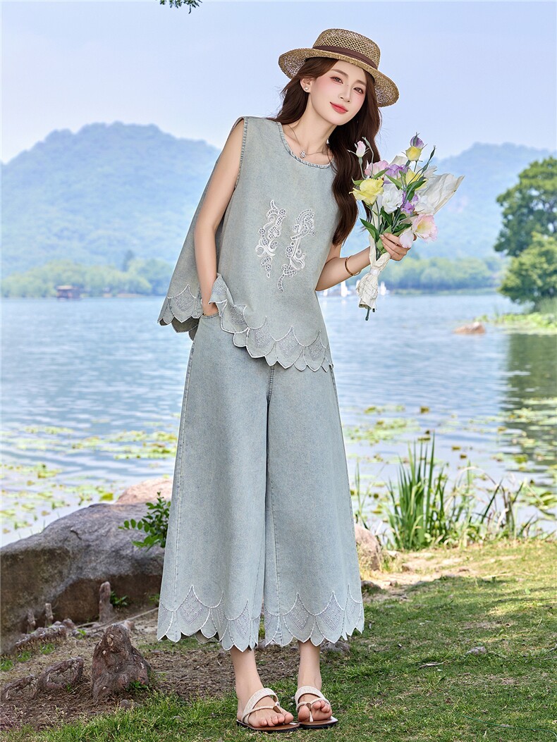 现货2026年夏季重工刺绣潮牛仔新款两件套装,女装套装/套裙,艾仟回(原伊仟回)