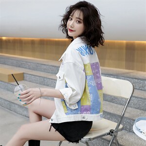美式中袖爆款牛仔外套女2025春秋季新款韩版简约宽松时尚夹克上衣图片