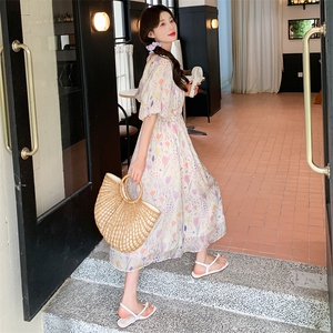 T one法式多巴胺碎花连衣裙女森系2025夏新款少女甜美中长初恋裙图片