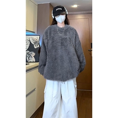 深灰色
