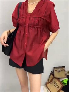 夏季新款韩版飞袖设计洋气小衫图片