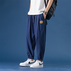 藏青色