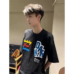 万针全刺绣工艺抖音得物高品质260克重磅纯棉双纱美式高街短袖T恤图片