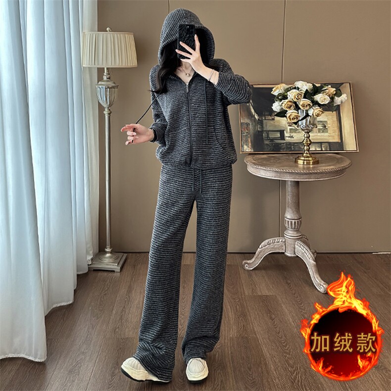 时尚加绒条纹连帽外套+休闲阔腿裤两件套显瘦保暖冬季必备,女装套装/套裙,江南