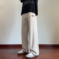 卡其色