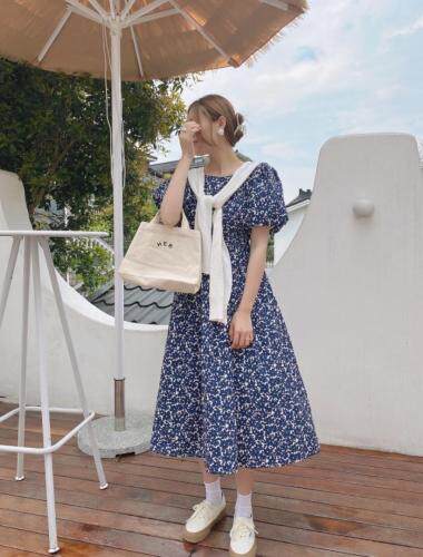 小复古法式花连衣裙，女装连衣裙，新袖