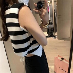 现货夏款垫肩条纹针织图片