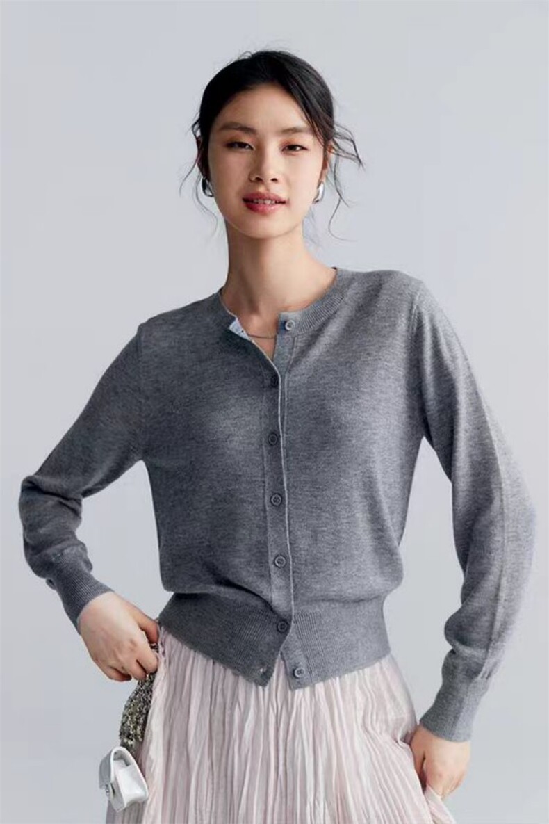 时尚百搭女士羊毛衫简约圆领短款开衫显瘦修身长袖针织外套,女装羊毛衫,泰沅羊绒