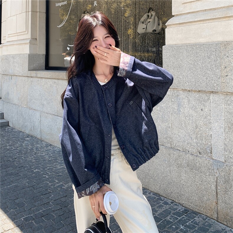 深蓝色休闲短款牛仔外套女春秋2025新款超火好看印花拼接夹克上衣,女装短外套,维壹