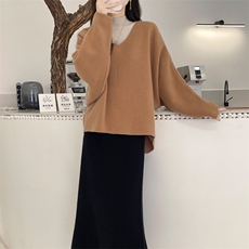 韩版高级感V领100%羊绒套装女慵懒宽松大码蝙蝠袖毛衣开叉半身裙，女装套装/套裙，美雪羊绒