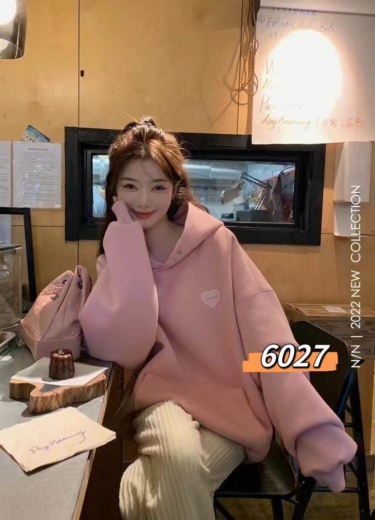 ??粉色加绒卫衣一杭，女装卫衣/绒衫，一杭