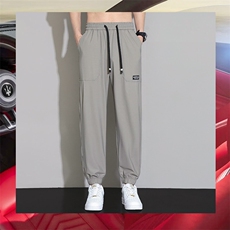 卡其束脚