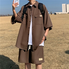 咖啡色