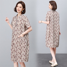 纯棉碎花连衣裙女夏2025新款中年妈妈宽松大码遮肚子显瘦减龄裙子，女装连衣裙，依恋蒂丝