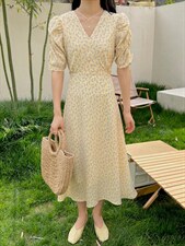 【现货】夏季新款雪纺碎花连衣裙显瘦百搭不挑人，女装连衣裙，奥瑾