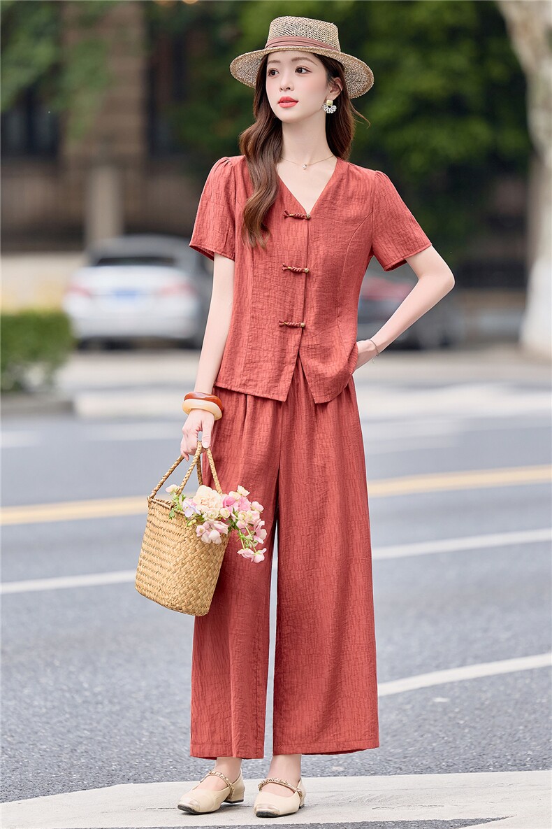 2026年夏季文艺风新款两件套女新中式复古盘扣两件套,女装套装/套裙,依恋蒂丝